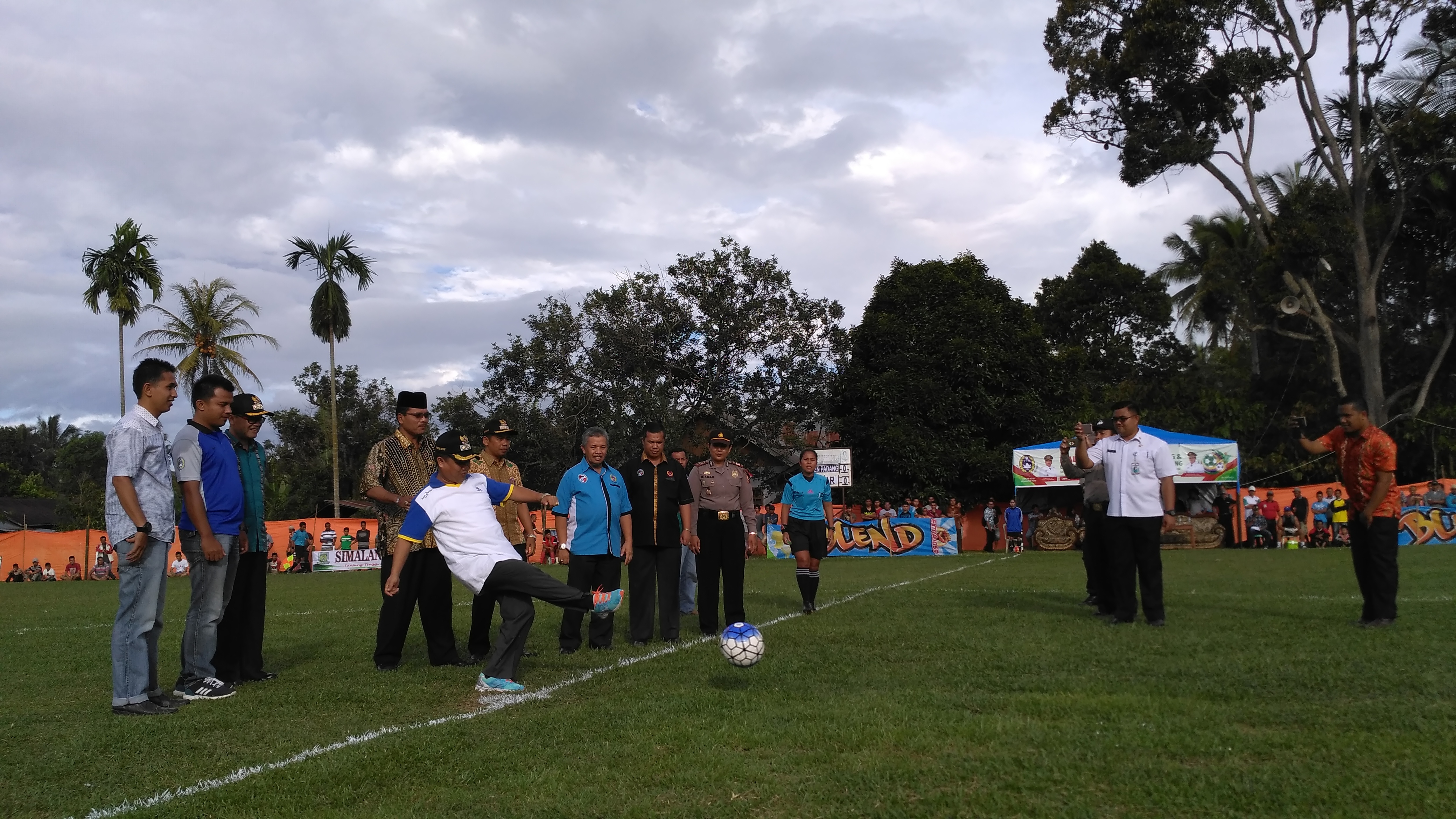 Irfendi-Ferizal Kompak Dukung “Bupati Cup 2017 Regional Sumatera”