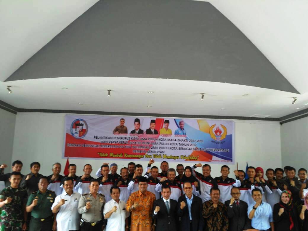 Diiringi Rapat Kerja, 24 Pengurus KONI Limapuluh Kota Dikukuhkan