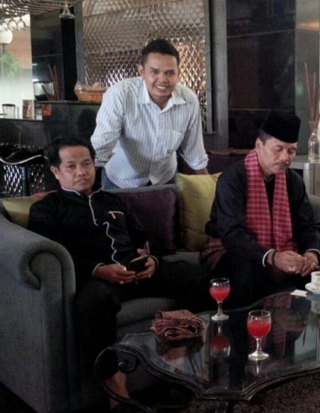 Kisruh Duo Kada LimapuluhKota, Idealover Menggugat