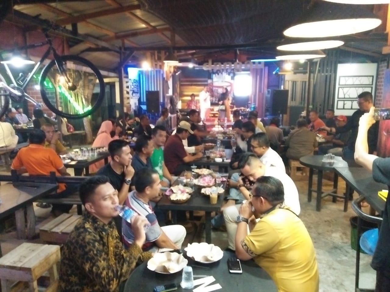 Riza Falepi Adakan ILC ala Kota Payakumbuh
