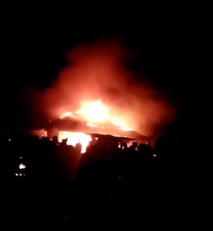 6 Kios Ludes Dalam Peristiwa Kebakaran Pasar Sumani