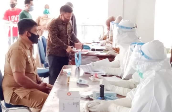 ASN dan Wartawan Tes Swab di Lingkungan Pemkab Pasaman