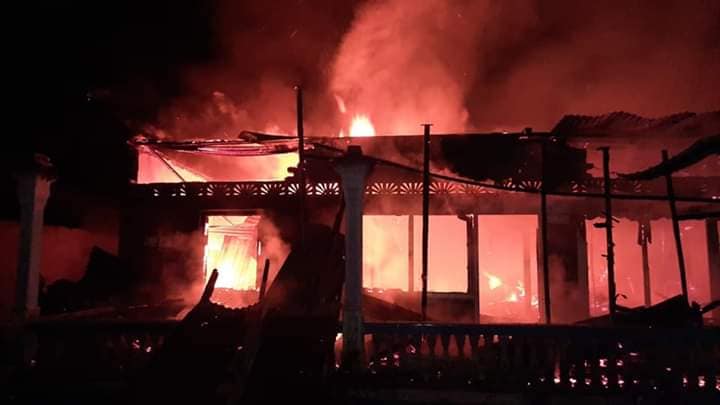 Dua Unit Rumah Ludes Terbakar di Padang Pariaman