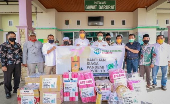 Wako Riza Falepi Terima Bantuan APD Dari ICBS