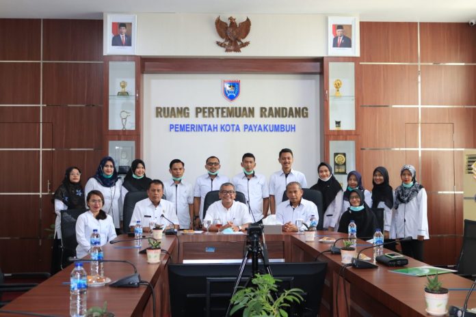 Wako Riza Falepi Berikan Pencerahan Dan Motivasi Pada Loka POM Dharmasraya