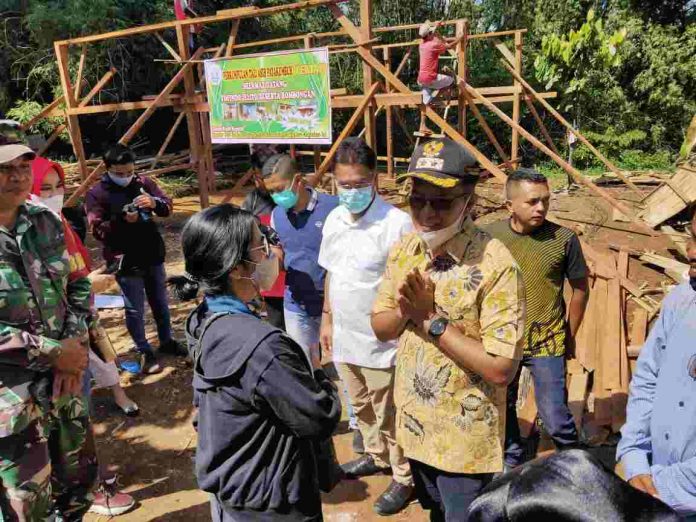 Rehab Rumah Arif, Wawako Bersama Pertap Dan Indo Jalito