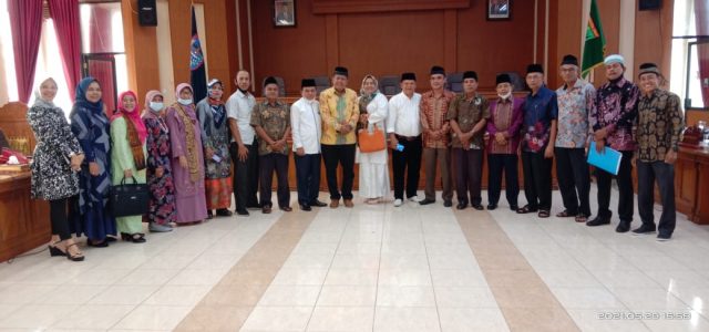Pansus Aset DPRD Payakumbuh Dengar Pendapat LKAM, KAN Dan Bundo Kanduang 10 Nagari