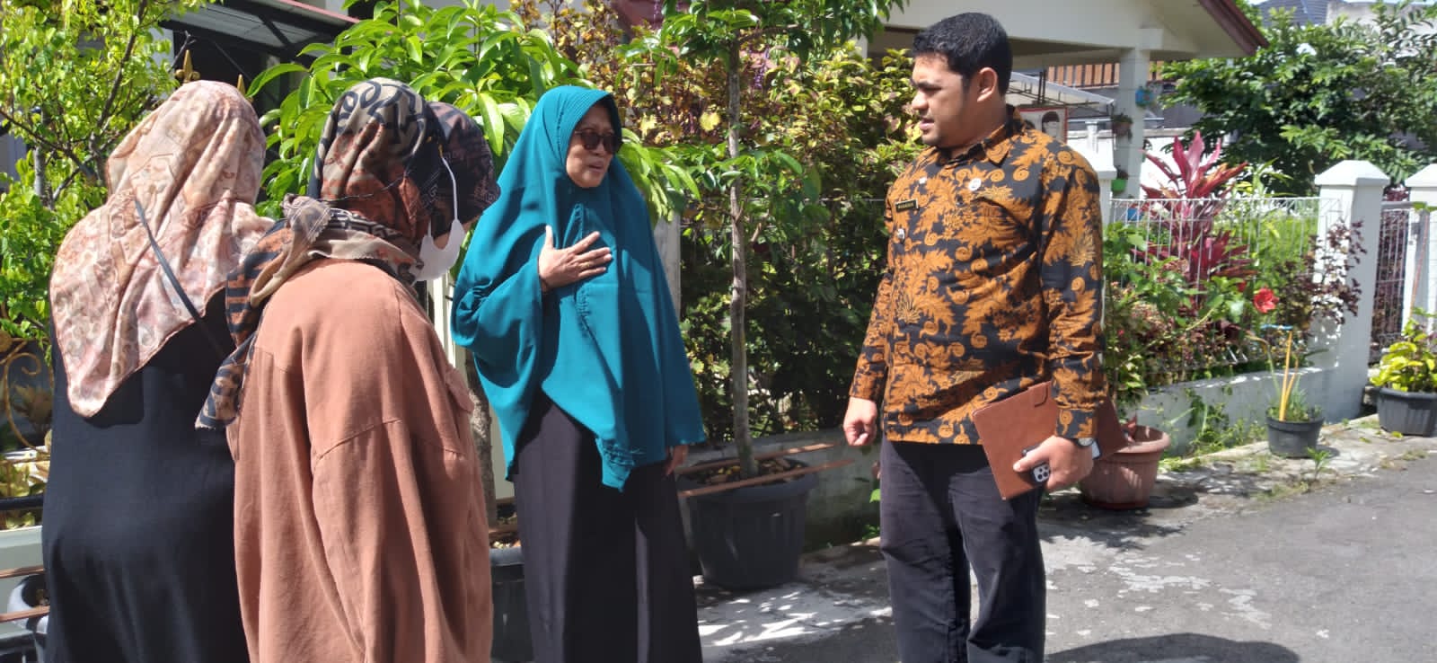 SAMPOLARI. Program Baru Pengelolaan Sampah Terobosan Camat MKS, Mihandrik S,STP M.Si