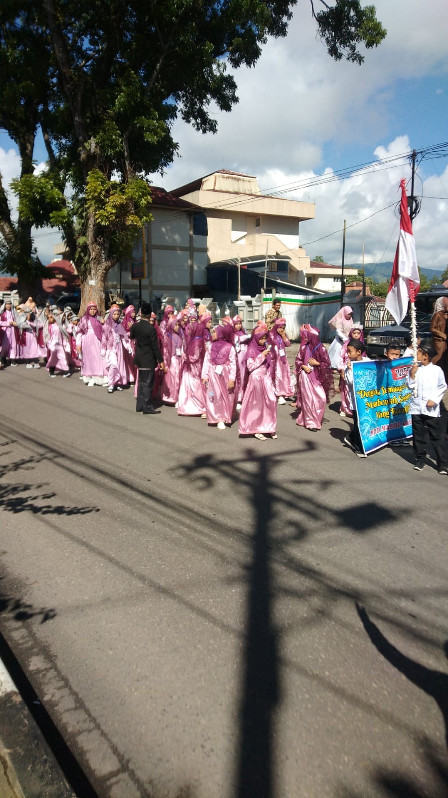 Pawai Haflah Khatmil Qur’an Ke 46 Masjid Raya Kota Bukittinggi