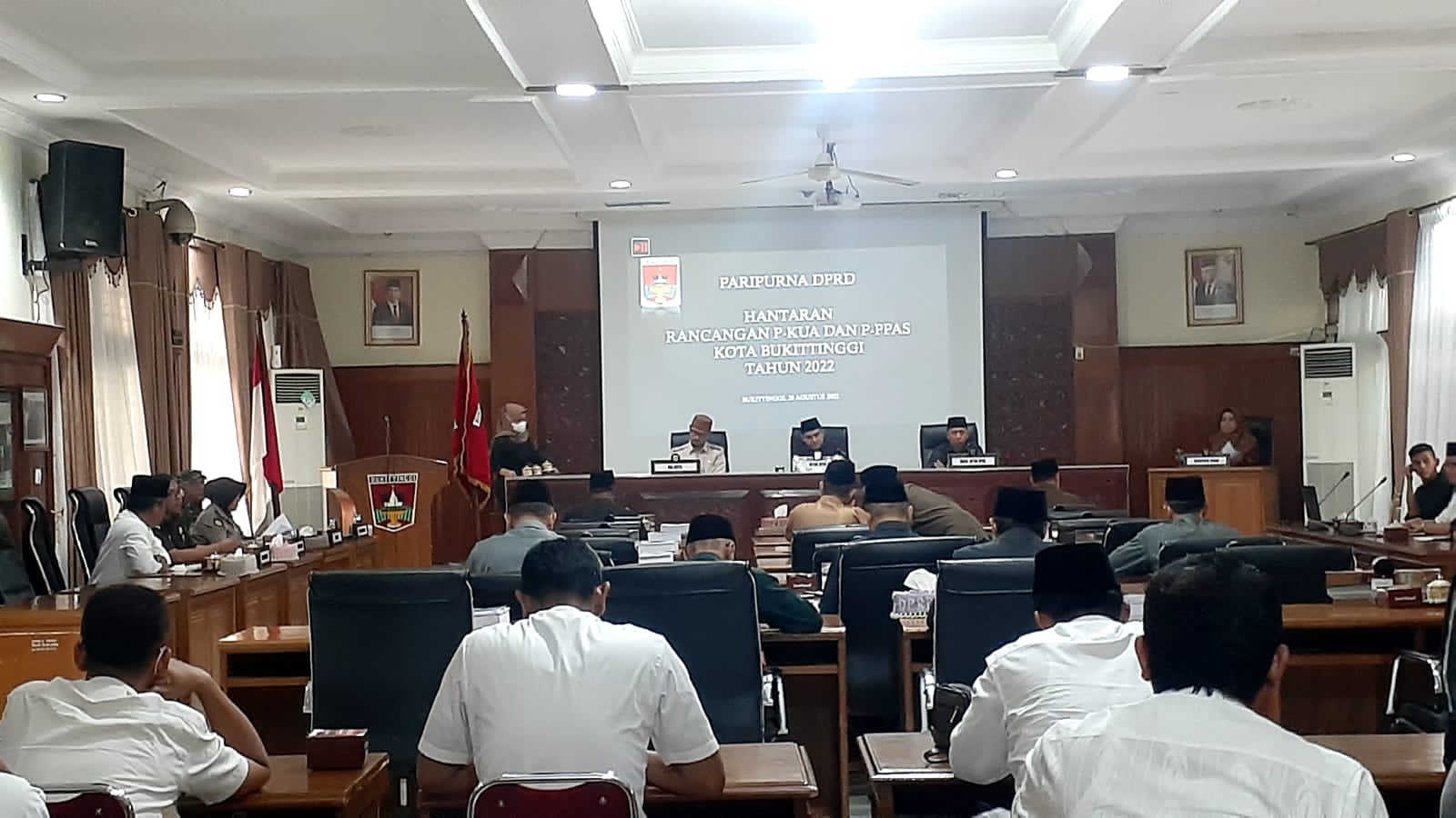 Sidang Paripurna, Erman Safar: Estimasi Belanja Rp.849 Miliar