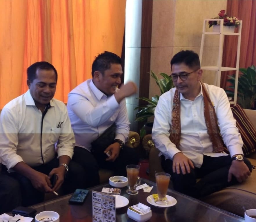 Buchari Bachter Menang Telak, Ketua Kadin Kota Solok Ucapkan Selamat