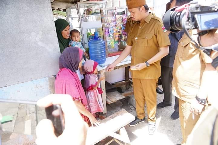 Rutinitas Bang Wako Erman Mengunjungi, Mendatangi, Mengantar Bantuan