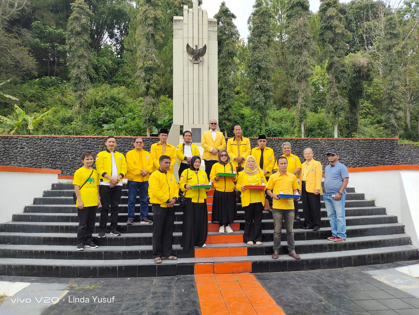 Serentak Seluruh Indonesia Partai Gollkar Gelar Acara Besar-besaran