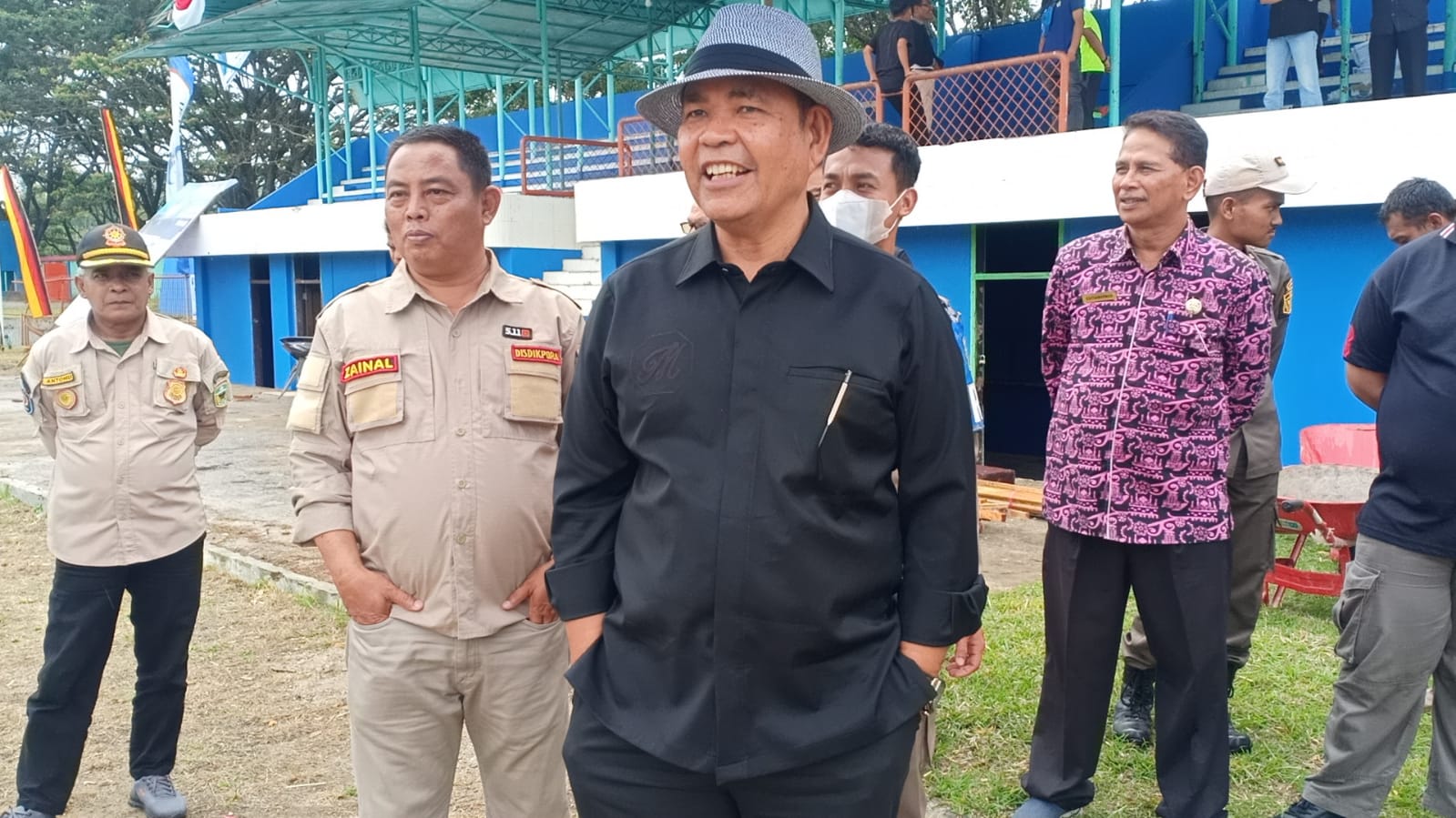 Pastikan Persiapan Matang, Bupati Solok Lakukan Survei GOR Tuanku Tabiang