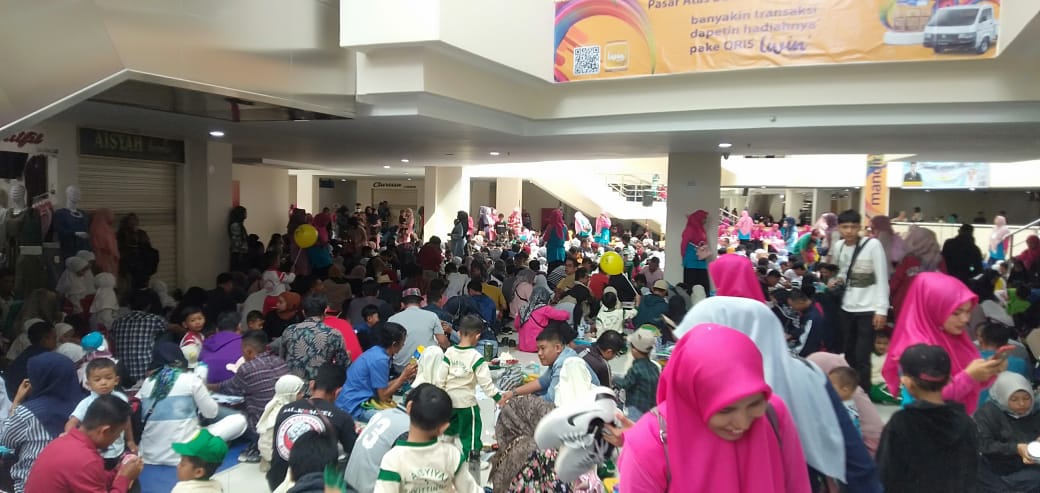 Gelaran Hari Ayah, Bahagia Melukis Bersama Ayah Kota Bukittinggi
