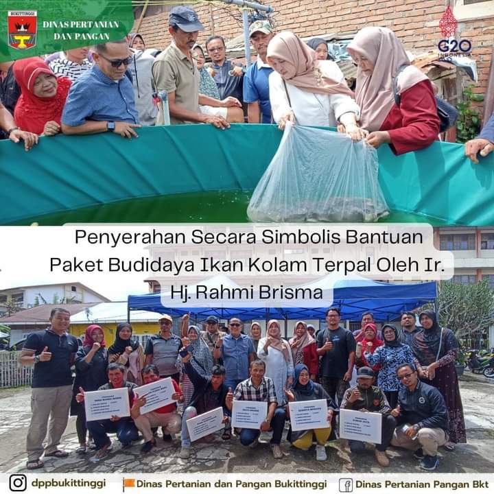 Penyerahan Secara Simbolis Bantuan Paket Budidaya Ikan Kolam Terpal Oleh Ir. Hj. Rahmi Brisma