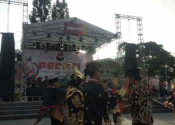 Lagu “Anak Medan” Bikin Heboh Di Jantung Kota, Gelaran Pedati Bukittinggi