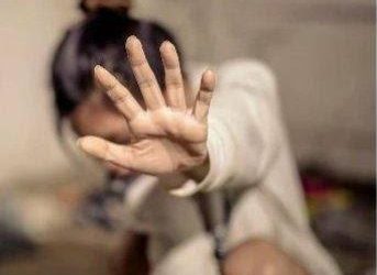 Tega Dosen Diduga Lakukan Pelecehan Seksual Terhadap Mahasiswinya.