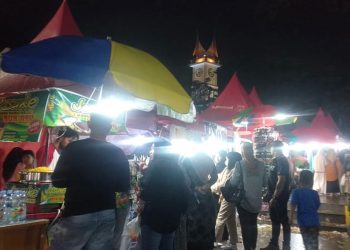 Jasuke Salah Satu Makanan Favorit Dicari Pengunjung, Kampung Kuliner Pedati XII Pelataran Taman Jam Gadang Bukittinggi