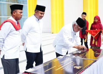 Masjid Agung Dharmasraya Diresmikan, Menteri PUPR Minta Agar Dipelihara Dengan Baik
