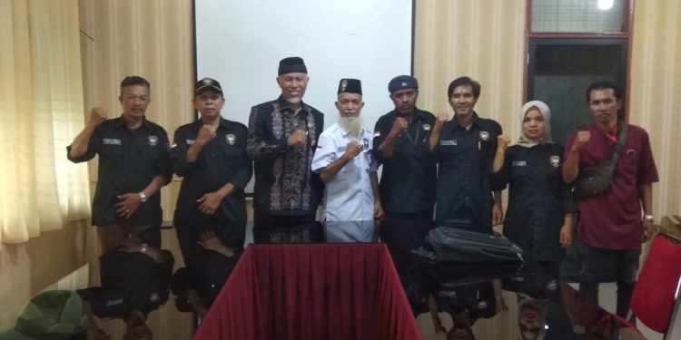Organisasi Masyarakat Pengacara dan  Jawara Bela Umat Sumbar Temu Ramah Bersama Gubernur Mahyeldi