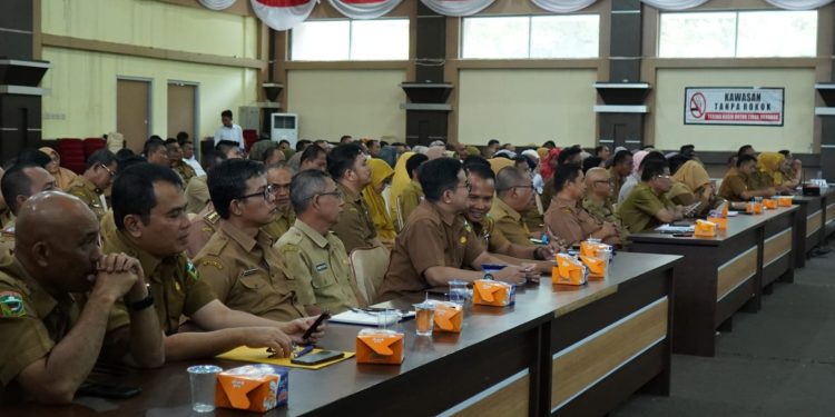 Bupati Solok, Jadikan 2022 Sabagai Barometer Peningkatan Realisasi Anggaran 2023