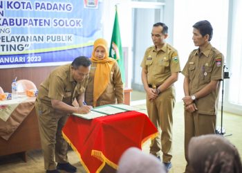 Tekan Perjanjian Kerjasama, Inovasi Ayo Ceting Diaplikasikan Di Pemkab Solok