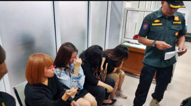 Razia Hotel dan Kafe, Tim SK4 Bukittinggi Jaring 9 Wanita