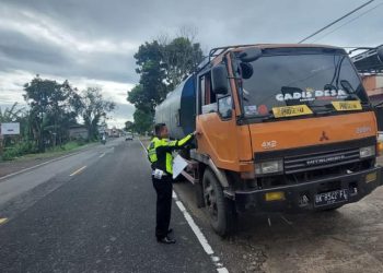 Tragis, Pelajar Terlindas Truk Tangki saat Terjatuh dari Sepeda Motor