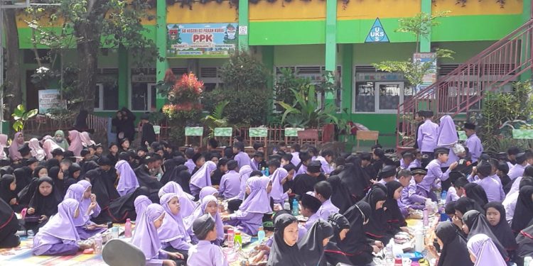 SDN 03 Pakan Kurai Kota Bukittinggi Menggelar Peringatan Isra Mi’raj 1444 H