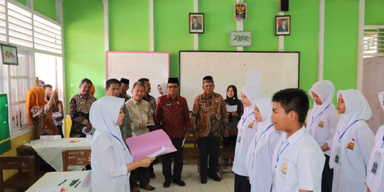 Pesta Demokrasi Ditabuh Di SMPN 3 Payakumbuh