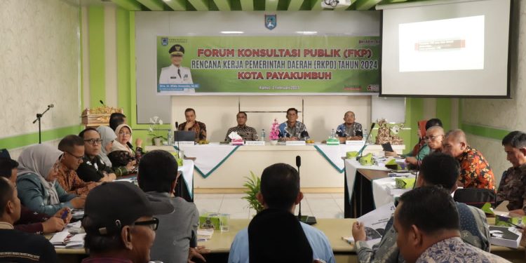 Wali Kota Payakumbuh membuka secara resmi Forum Konsultasi Publik Rancangan Rencana Kerja Pemerintah Daerah (RKPD) Kota Payakumbuh tahun 2024