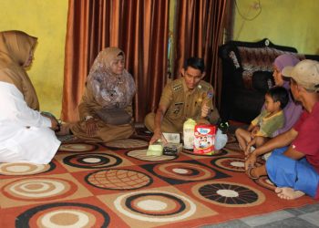 Perangi Stunting, Camat Payakumbuh Timur jadi Bapak Asuh di Kelurahan Padang Sikabu