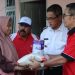Lagi! Bersama HBT, Pj. Walikota Rida Ananda Serahkan Bantuan Stunting di Payobasung