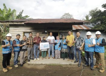 Terima Bantuan Listrik dari PLN, Pj. Walikota : Alhamdulilah, semoga semakin banyak warga dibantu PLN