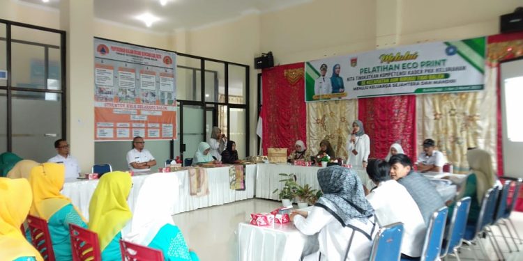 Hastine Membuka Pelatihan ECO PRINT: Ini Bertujuan Untuk Meningkatkan Ekonomi Masyarakat