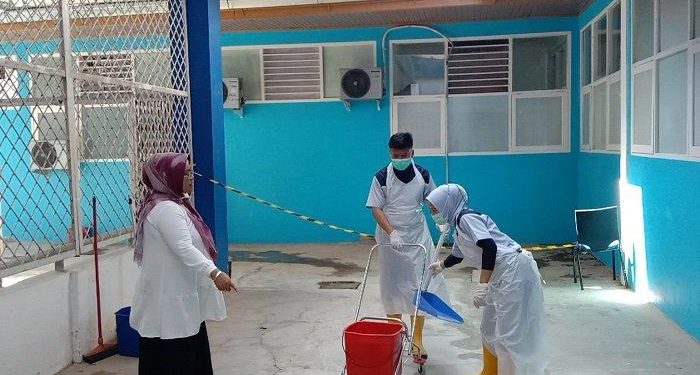 Tergeletak Bersimbah Darah, Pasien RSUP Dr M Djamil Padang Diduga Terjatuh Dari Lantai Tiga