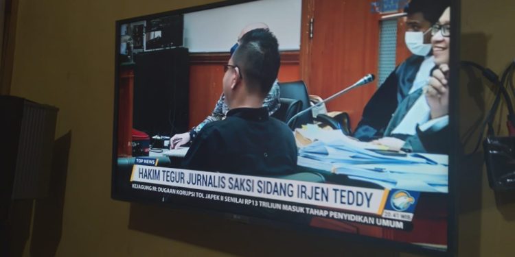 Ini Kata Jontra? Wartawan Bukittinggi Yang Jadi Saksi Persidangan Teddy Minahasa
