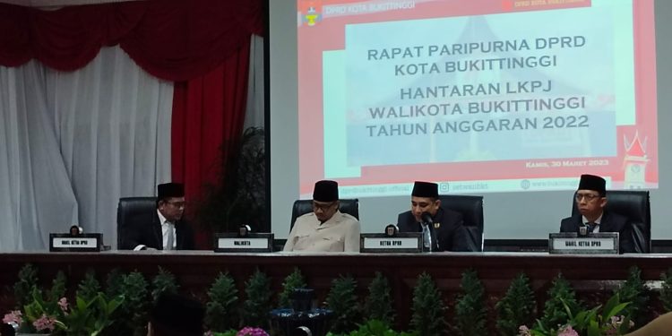 Pariwara: Rapat Paripurna DPRD Bukittinggi, Penyampaian LKPJ Tahun 2022