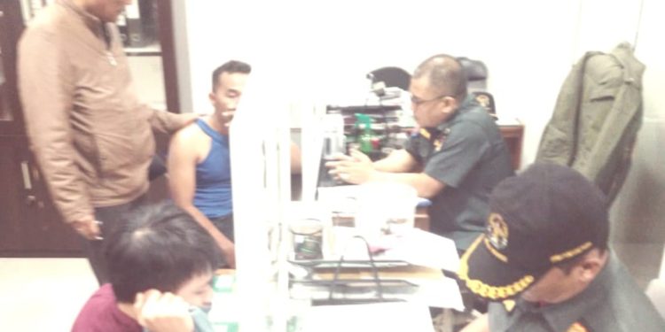 Razia Pekat Bukittinggi Pada Malam Ramadhan Menjaring Diduga PSK dan LGBT Di Beberapa Hotel