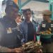 Beberapa Lapak Dan Diamankan Pol PP Bukittinggi Kerena Menggelar Dagangannya Siang Bulan Ramadhan