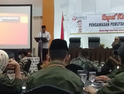 Bawaslu Kota Bukittinggi Menggelar Rakor Pengawasan Pemutakhiran Data Pemilih