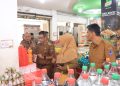 Antisipasi kerawanan pangan, Pj. Wali Kota Payakumbuh bersama Loka POM Payakumbuh, Dinas Kesehatan dan Dinas Ketahanan Pangan melaksanakan Inspeksi Mendadak (Sidak)