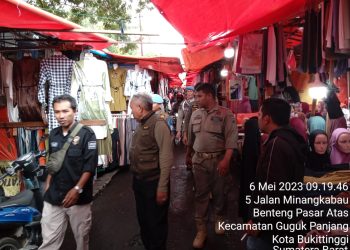 Instruksi Walikota, Sat Pol PP Bukittinggi Sidak Pasar Demi Keamanan Dan Kenyamanan Pengunjung