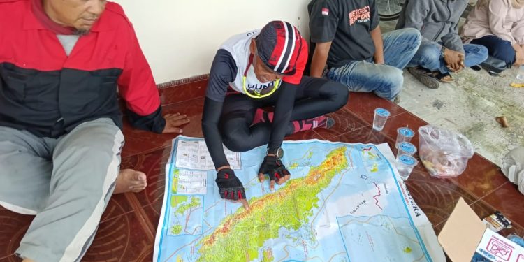 Mak Del: Bersepeda Dari Titik Nol Kilometer, 114 Kali Donor Darah