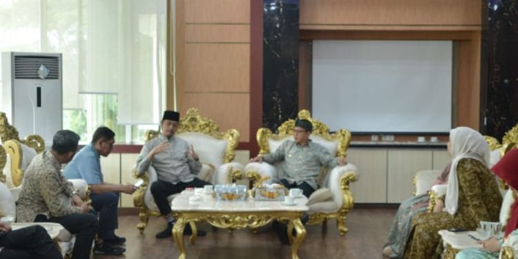 Bupati Kabupaten Bandung: Saya Tertarik Konsep Inovatif Wako Erman