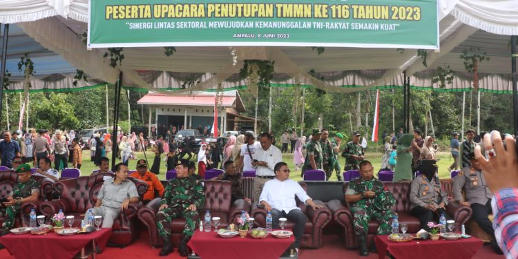 Danlantamal II Teluk Bayur Pimpin Upacara Penutupan TMMD/N Ke-116 Tahun 2023 Kodim 0306/50 Kota