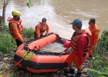 Kabar Duka, Pemuda Hanyut Setelah Bermain Di Sungai Bersama Teman-teman nya