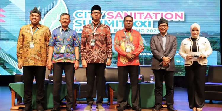 Wali Kota Bukittinggi Terima Dua Penghargaan Nasional pada CSS 2023