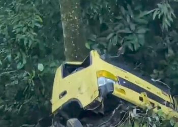 Update!!! Terjadi sebuah kecelakaan di Kelok Banto, Sitinjau Lauik